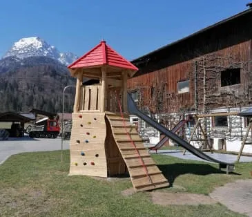 Neuer-Spielplatz-am-Gut-Kramerhof Neuer-Spielplatz-am-Gut-Kramerhof